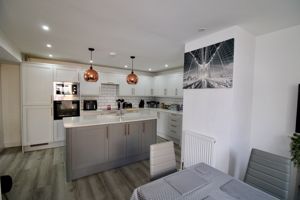 Photo 16- click for photo gallery